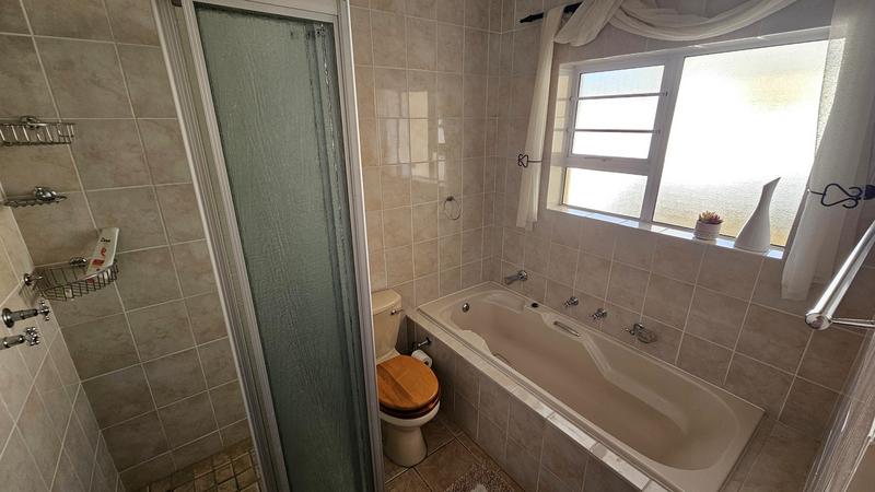 3 Bedroom Property for Sale in Sonstraal Heights Western Cape